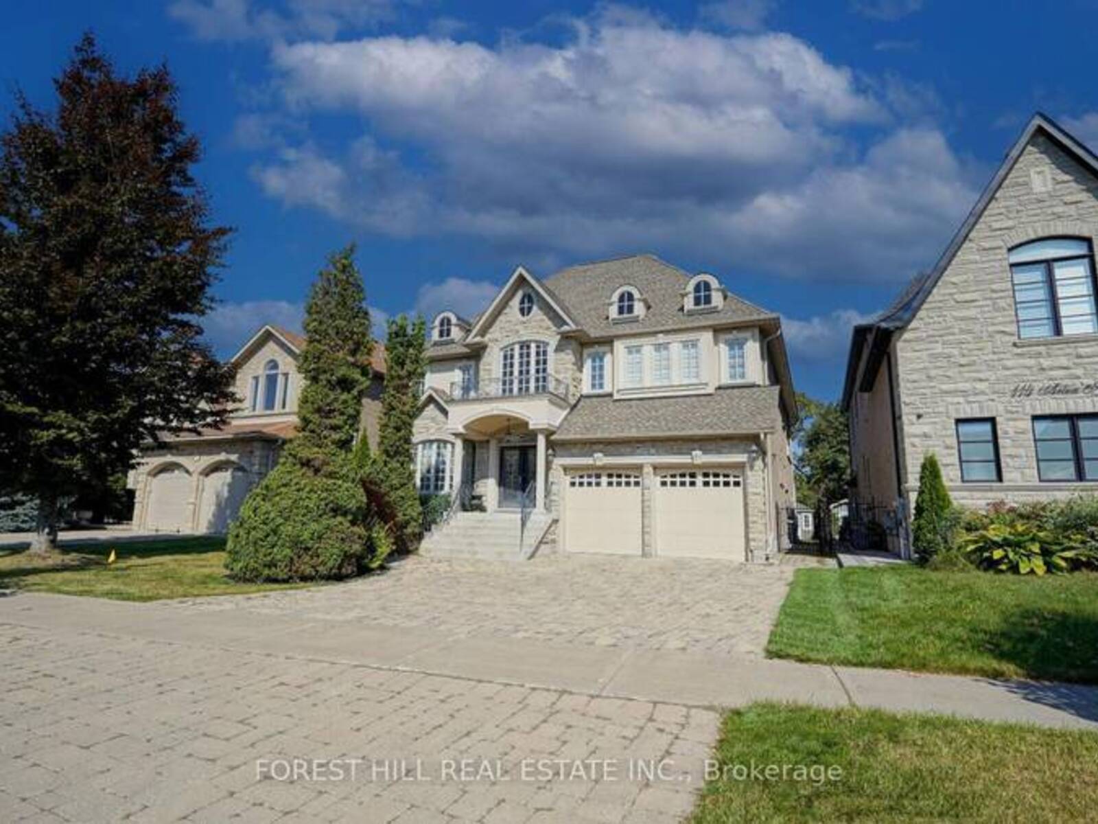 116 ARTEN AVENUE, Richmond Hill, Ontario L4C 9Y3