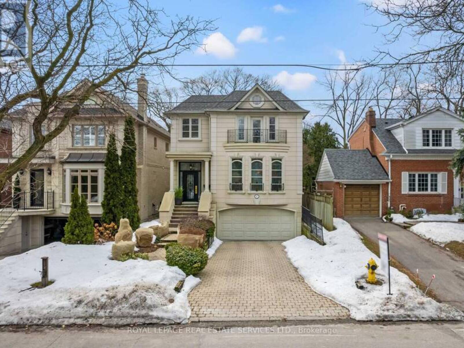 477 OLD ORCHARD GROVE, Toronto, Ontario M5M 2G3