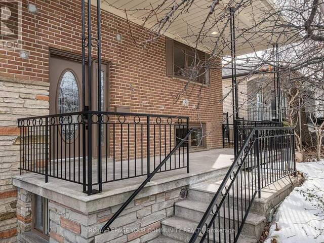 80 TRAYBORN DRIVE Richmond Hill Ontario, L4C 4K7 - 4 Bedrooms Home For Sale