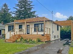 270 BRIGHTON AVENUE Toronto Ontario, M3H 4E9