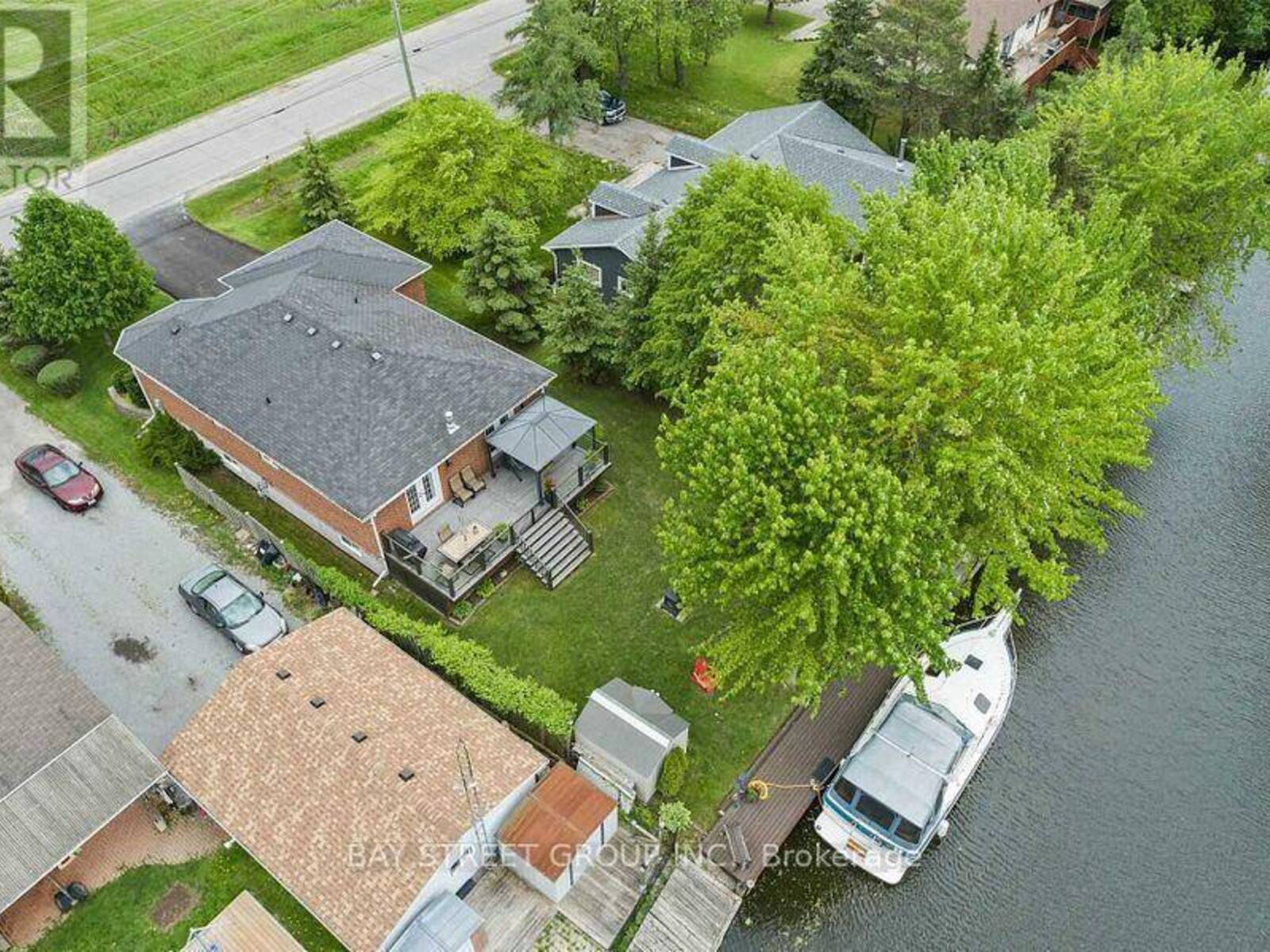 722A LAKE DRIVE S, Georgina, Ontario L4P 1V1