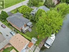 722A LAKE DRIVE S Georgina Ontario, L4P 1V1