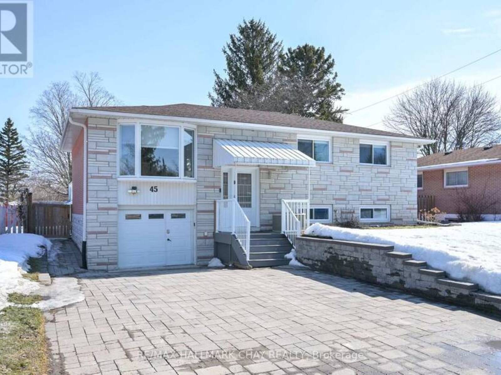 45 ALEXANDER STREET, New Tecumseth, Ontario L0G 1W0