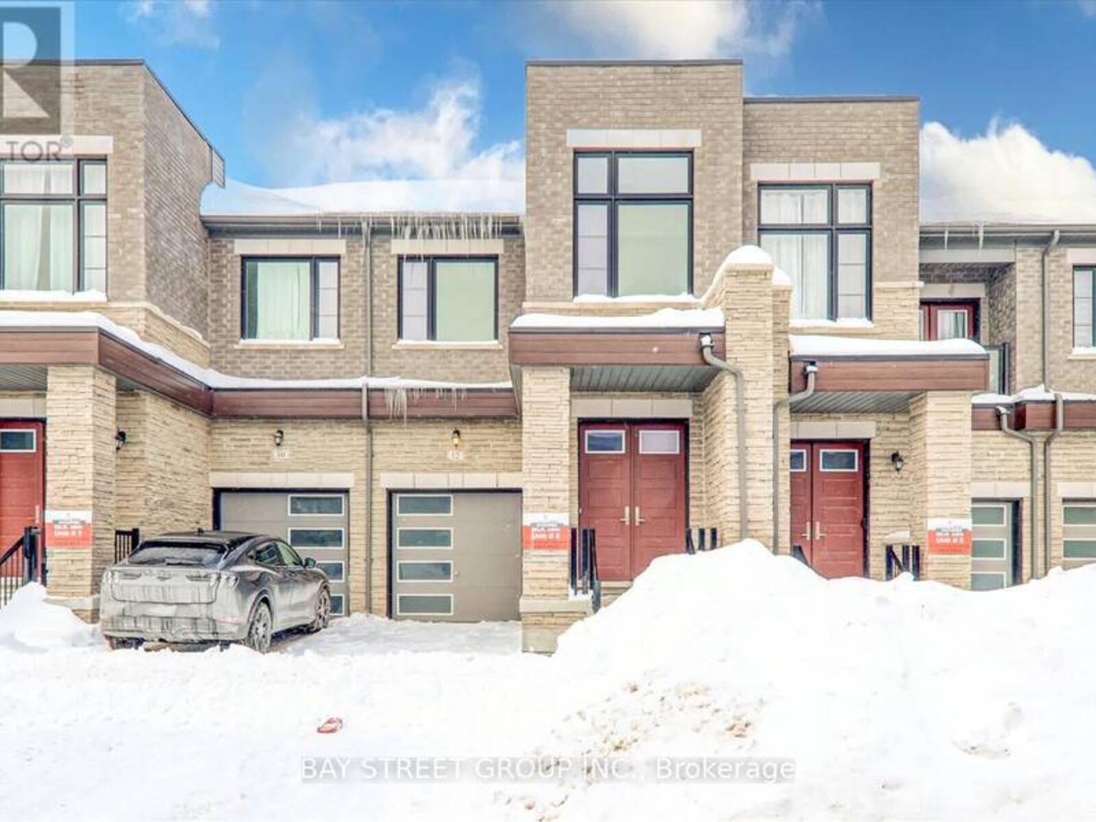 12 SCHMELTZER CRESCENT, Richmond Hill, Ontario L4E 1A2