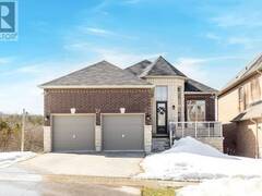 27 MUIRFIELD DRIVE Barrie Ontario, L4N 5S4