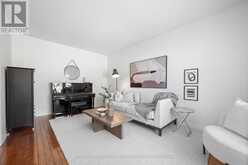 73 FAWNBROOK CIRCLE | Markham Ontario | Slide Image Three