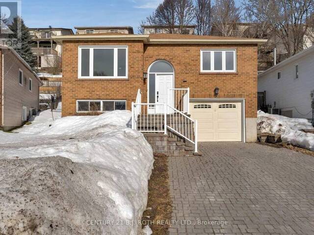 30 ENGEL CRESCENT Barrie Ontario, L4N 6K5 - 4 Bedrooms Home For Sale