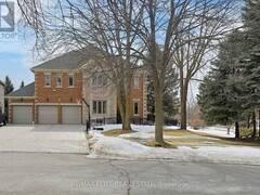 36 GLENARDEN CRESCENT Richmond Hill Ontario, L4B 2G9