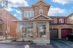 70 STARR CRESCENT | Aurora Ontario | Slide Image One