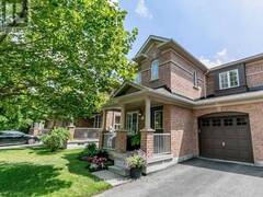 70 STARR CRESCENT Aurora Ontario, L4G 7X3