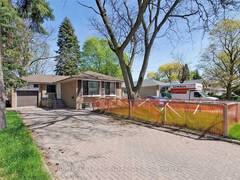 39 CARTIER CRESCENT Richmond Hill Ontario, L4C 2M9