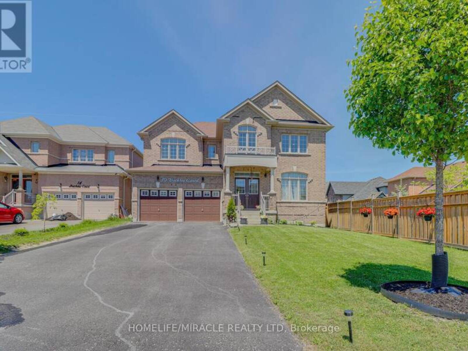 10 BUCKLES COURT, Clarington, Ontario L1B 0L1