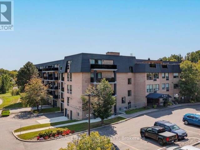 117 - 155 MAIN STREET N Newmarket Ontario, L3Y 8C2 - 2 Bedrooms Condo For Sale