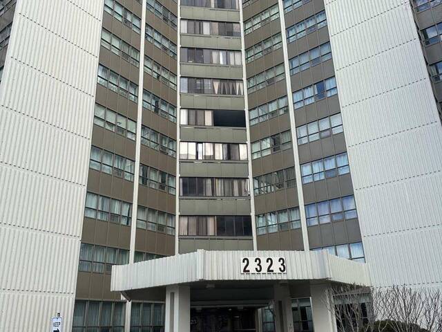 PH03 - 2323 CONFEDERATION PARKWAY Mississauga Ontario, L5B 1R6 - 4 Bedrooms Condo For Sale