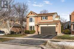 2079 HUNTERS WOOD DRIVE | Burlington Ontario | Slide Image Eleven