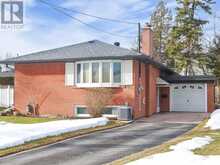 457 PALISER COURT N | Richmond Hill Ontario | Slide Image Two