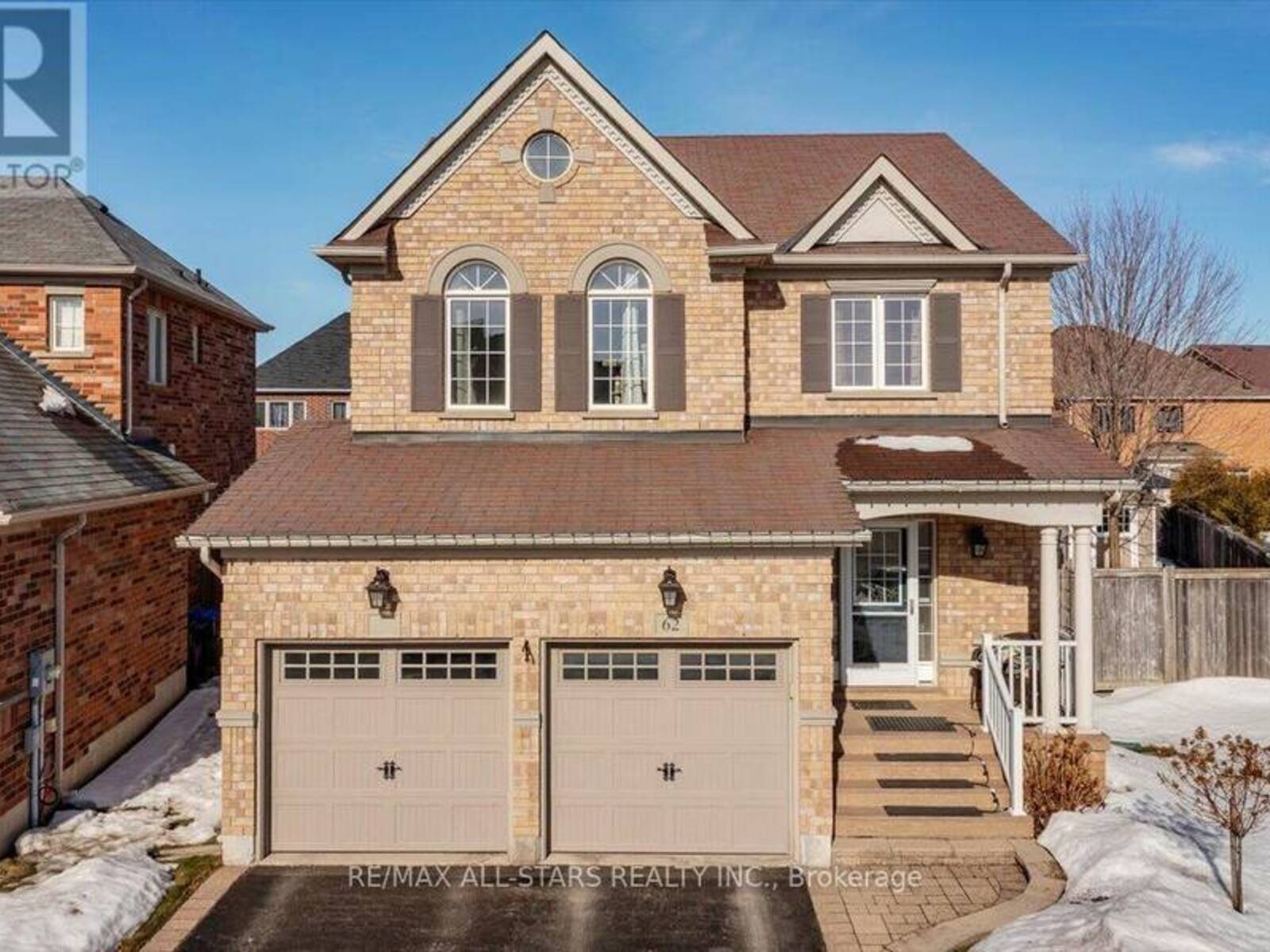 62 CORWIN DRIVE, Bradford West Gwillimbury, Ontario L3Z 0C1