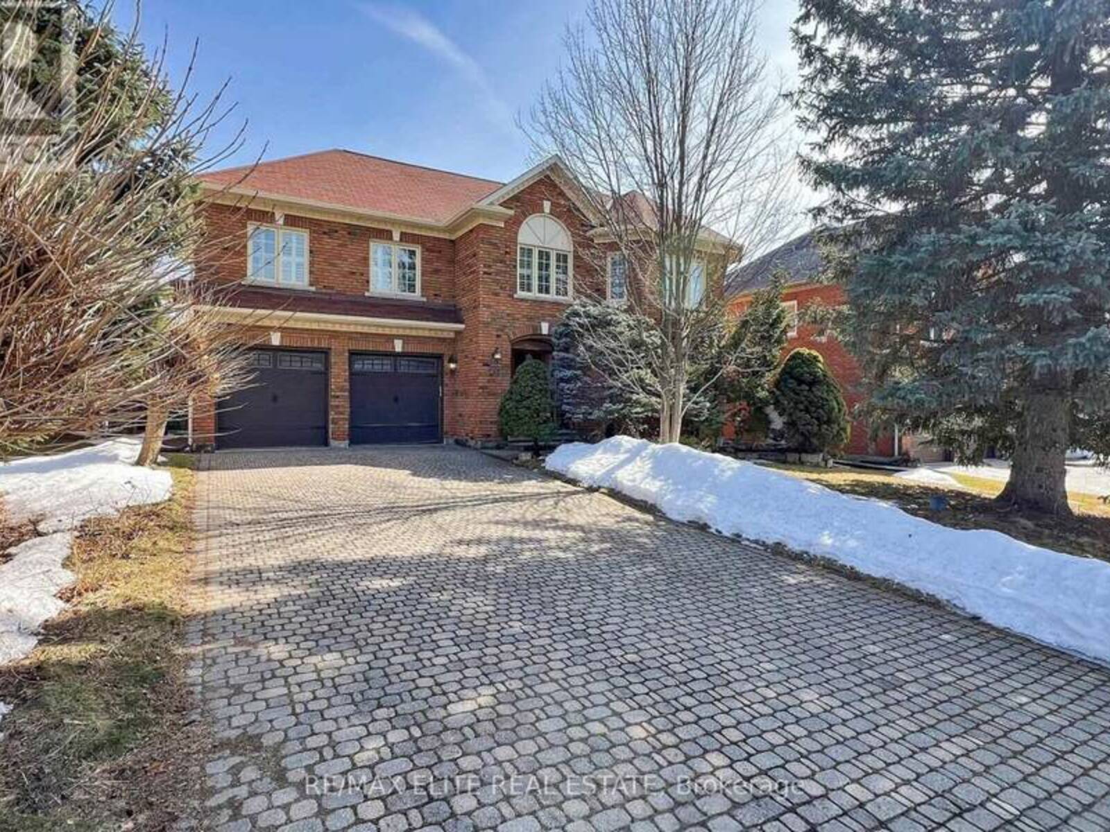 175 STRATHEARN AVENUE, Richmond Hill, Ontario L4B 2M6