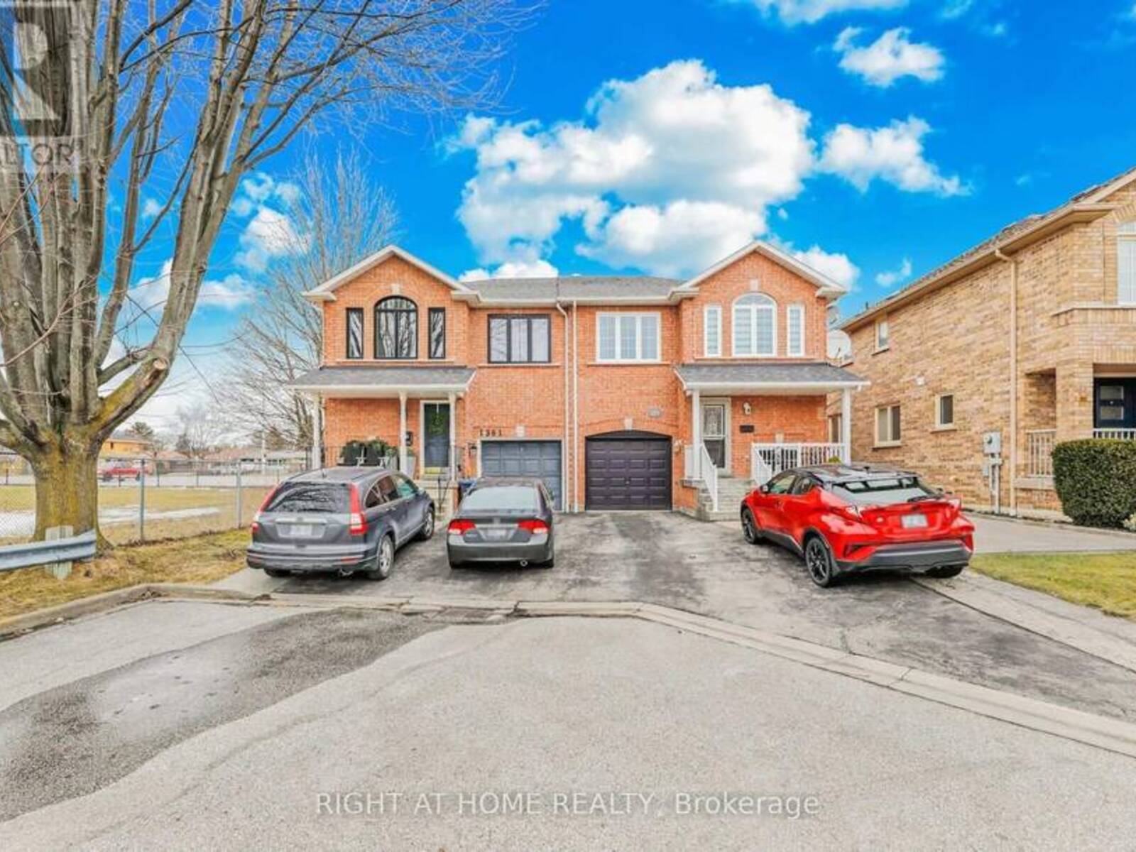 1359 DELCO COURT, Mississauga, Ontario L5E 3K1