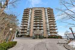 802 - 2190 LAKESHORE ROAD | Burlington Ontario | Slide Image Three