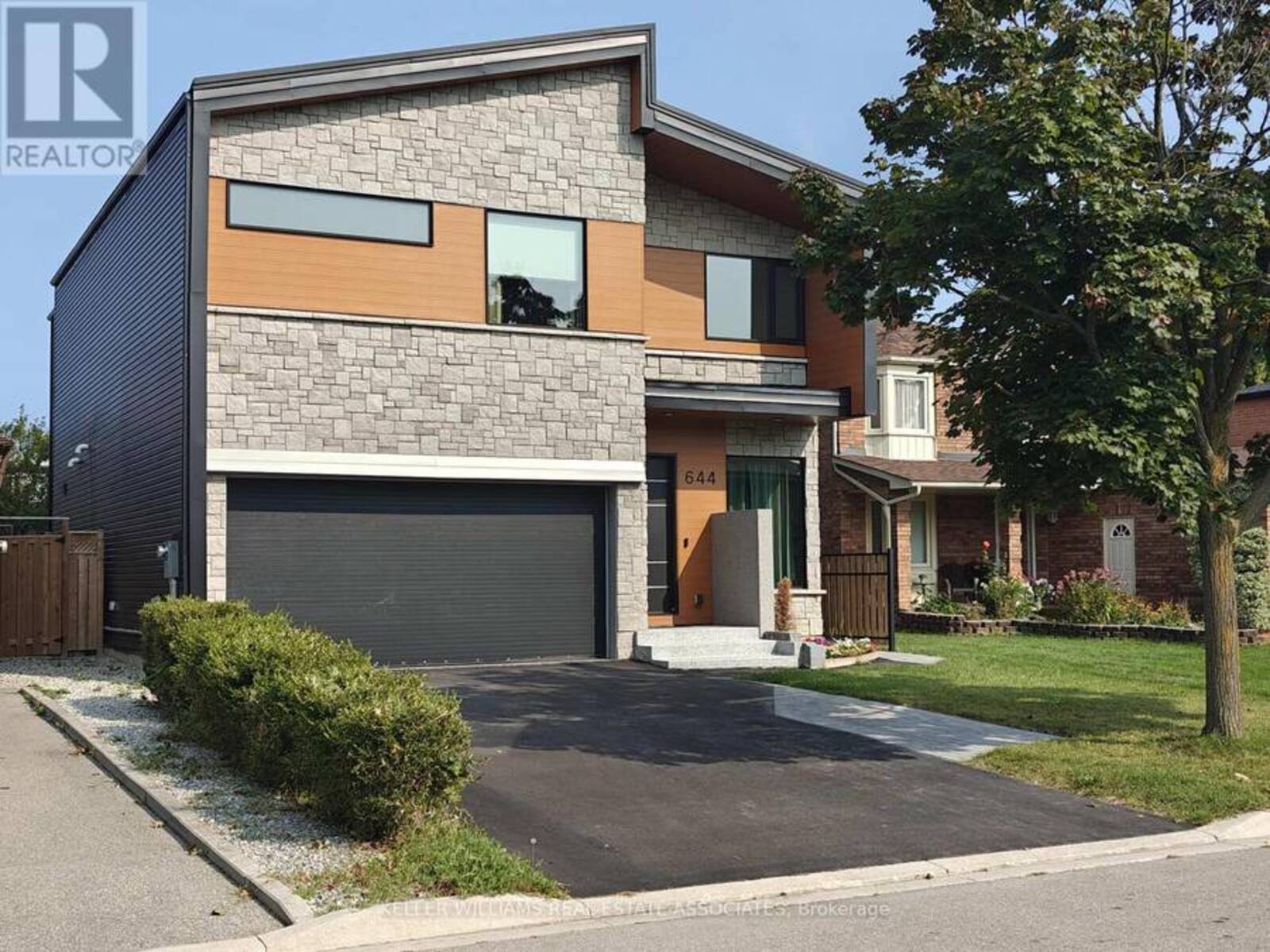 644 ROSELAIRE TRAIL, Mississauga, Ontario L5R 3C5