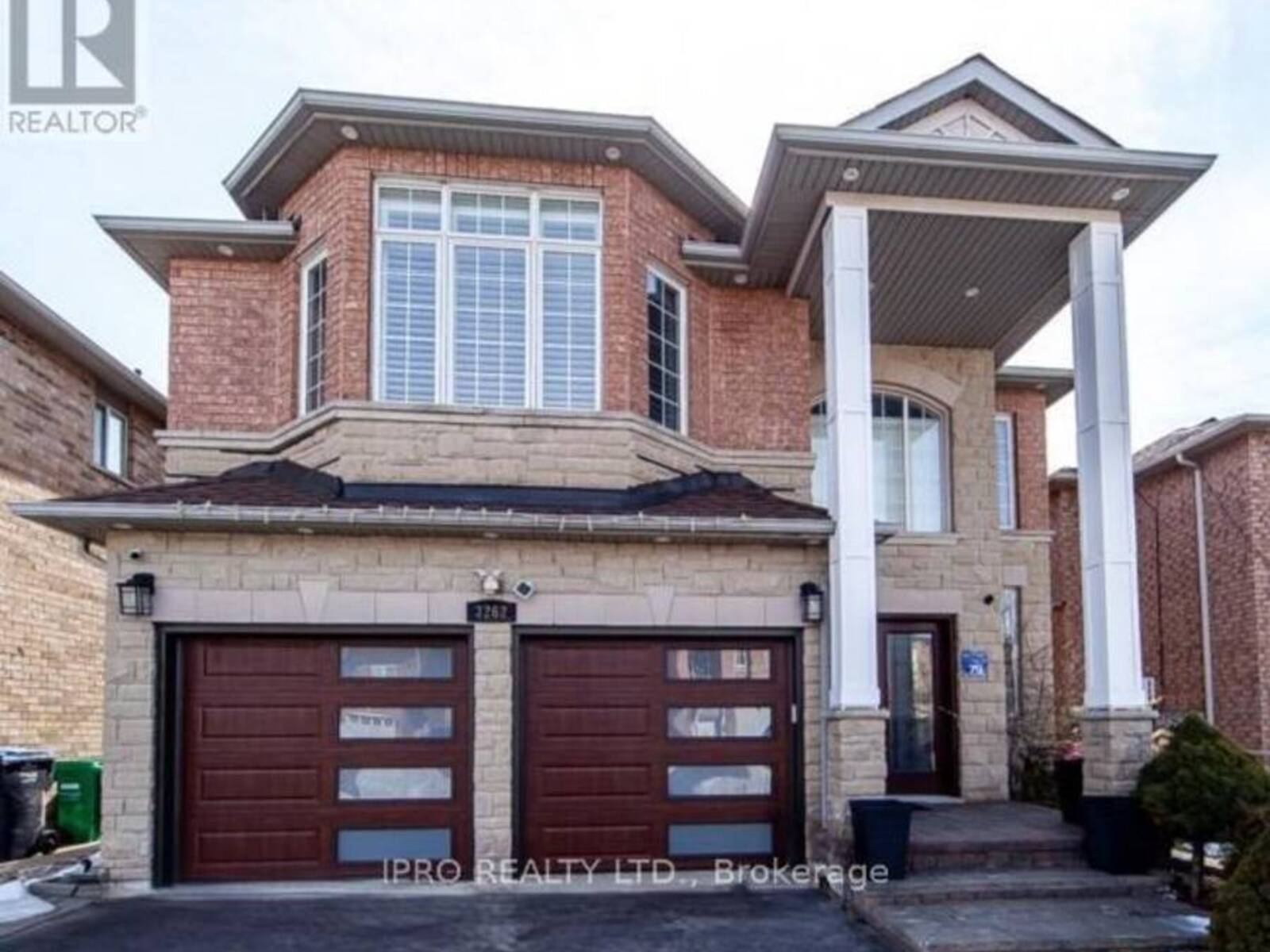 3262 CRIMSON KING CIRCLE, Mississauga, Ontario L5N 8M8