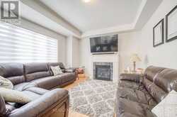 194 FALLHARVEST WAY | Whitchurch-Stouffville Ontario | Slide Image Eight