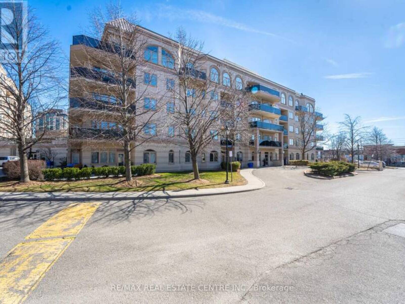 204 - 3 DAYSPRING CIRCLE, Brampton, Ontario L6P 1B7