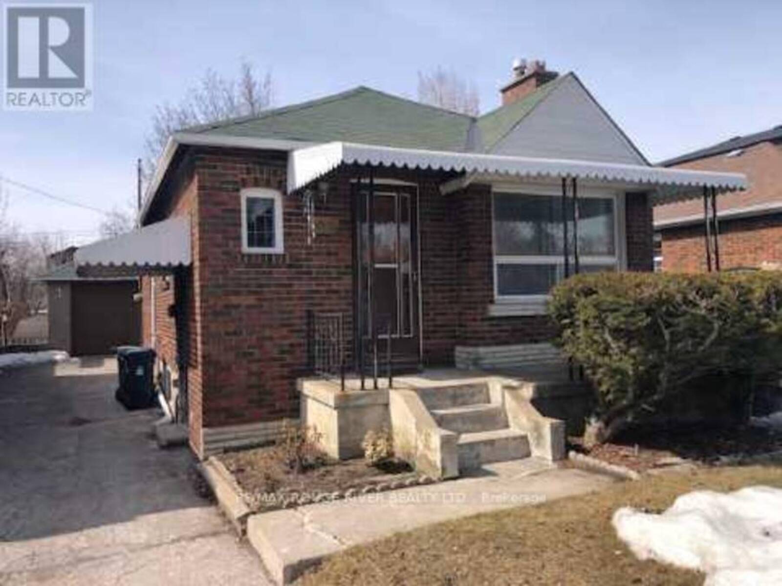 36 MANDERLEY DRIVE, Toronto, Ontario M1N 3E7