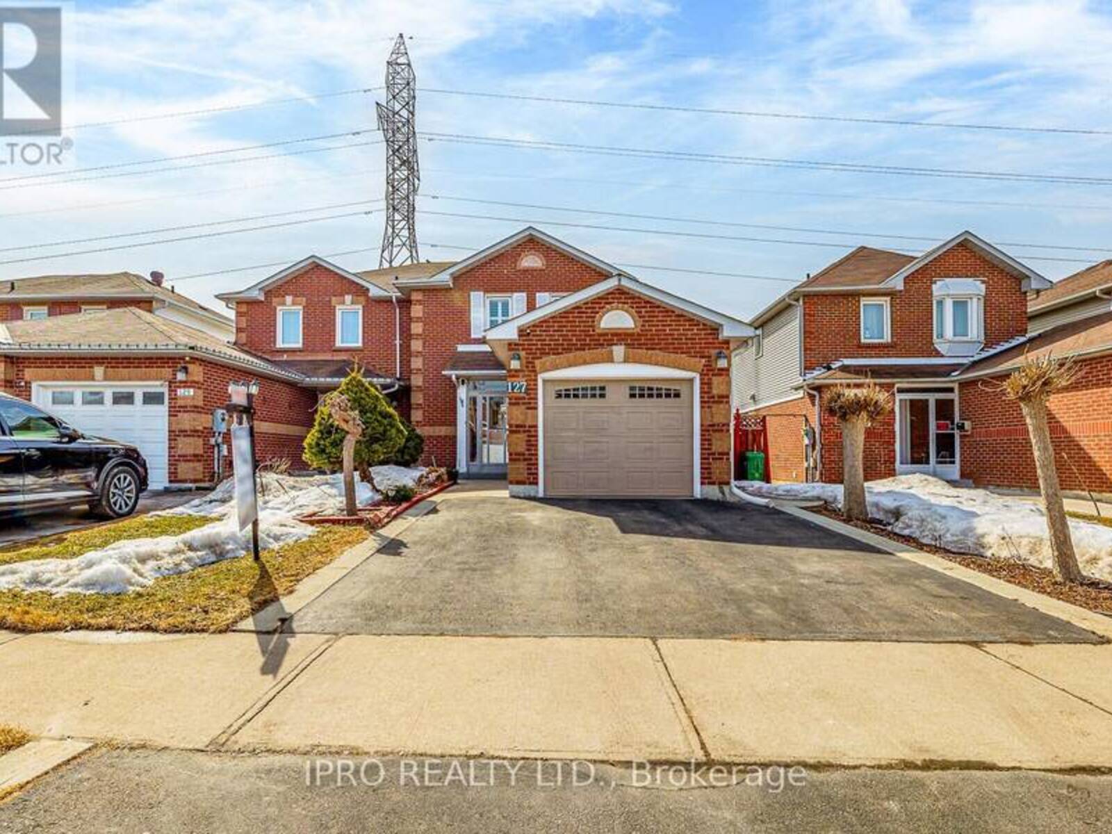 127 MEADOWLARK DRIVE E, Brampton, Ontario L6Y 4V6