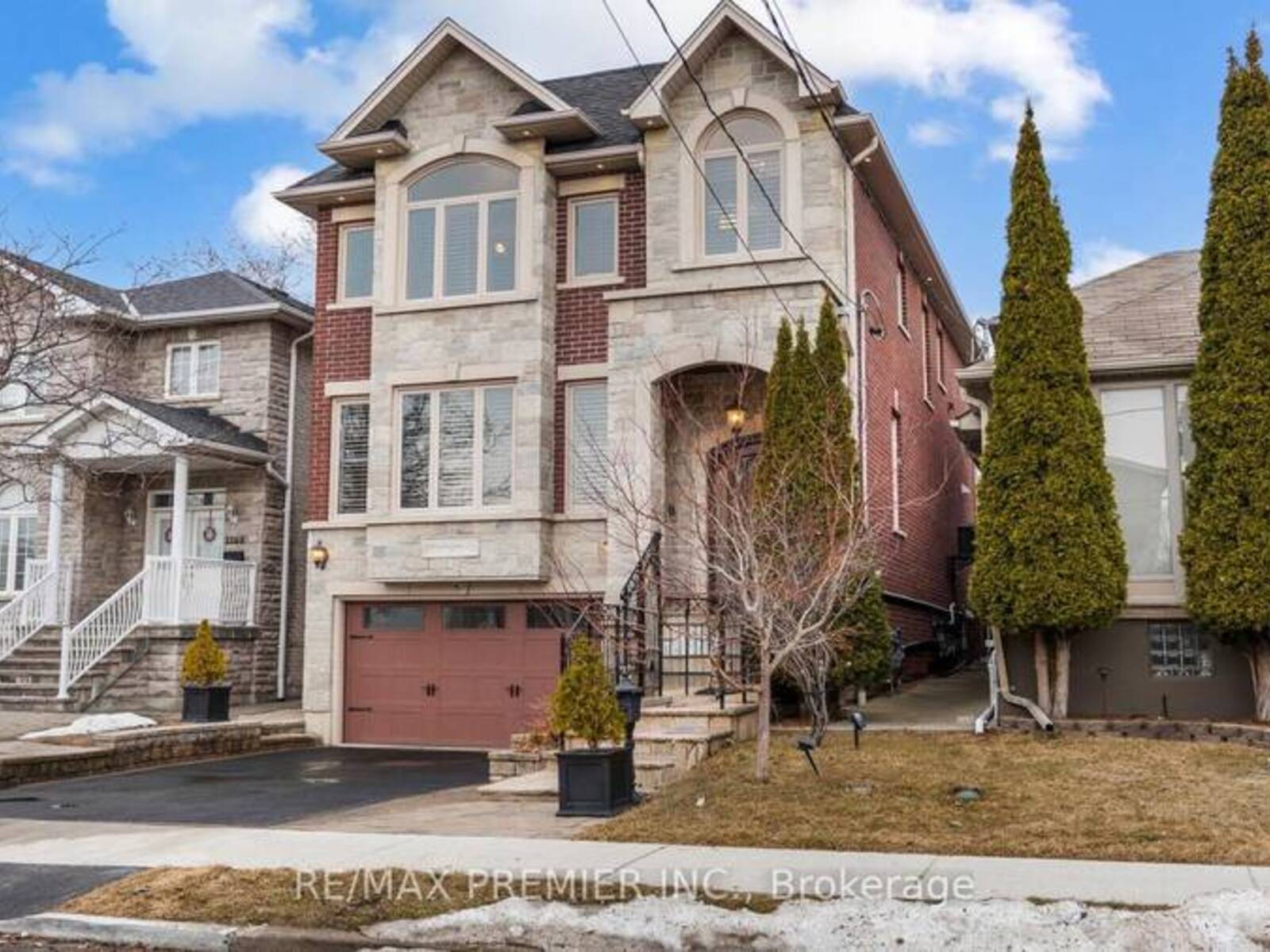 1166 GLENGROVE AVENUE W, Toronto, Ontario M6B 2K4