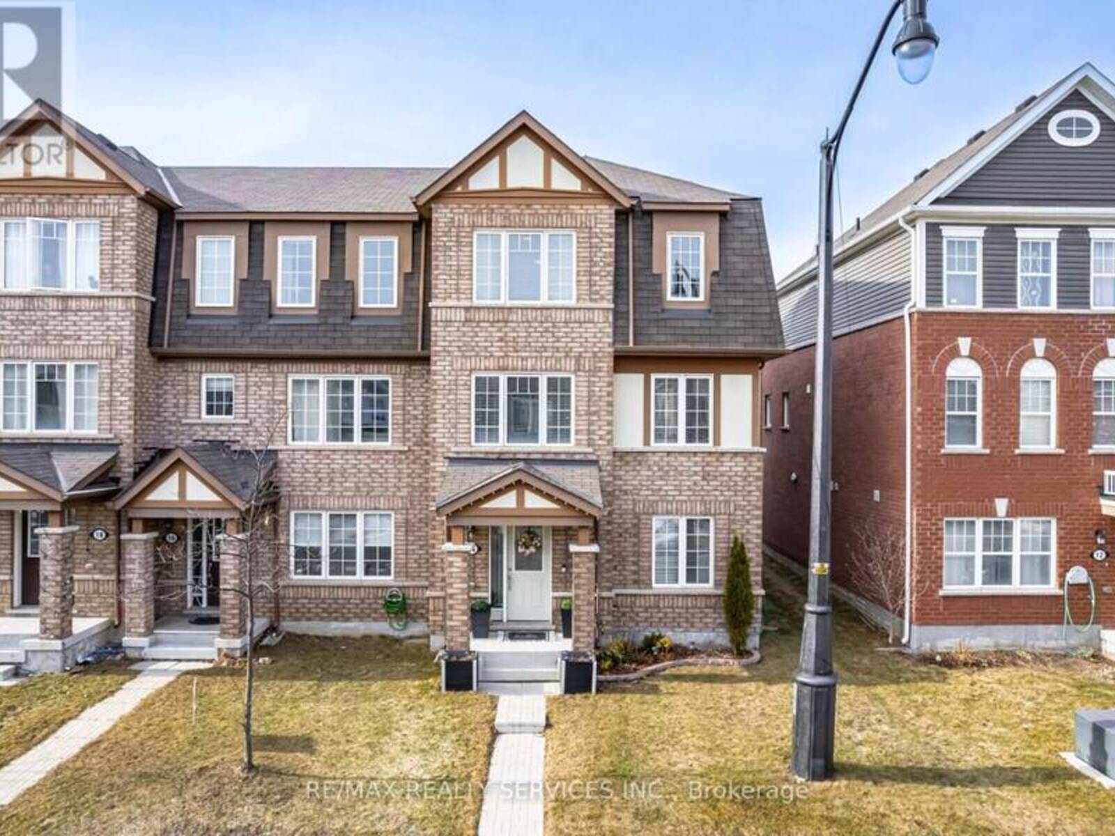 14 ALLIUM ROAD, Brampton, Ontario L7A 4H5