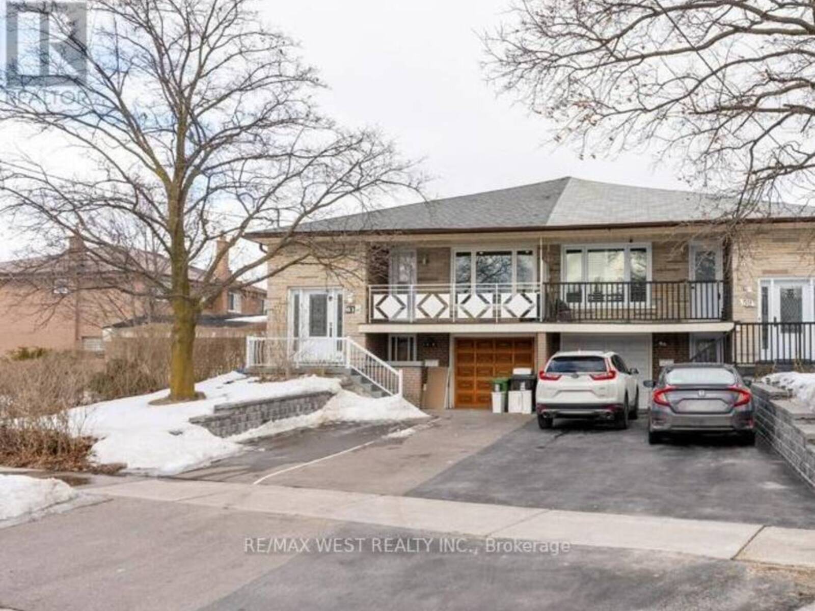 61 ORCHARDCROFT CRESCENT, Toronto, Ontario M3J 1S7