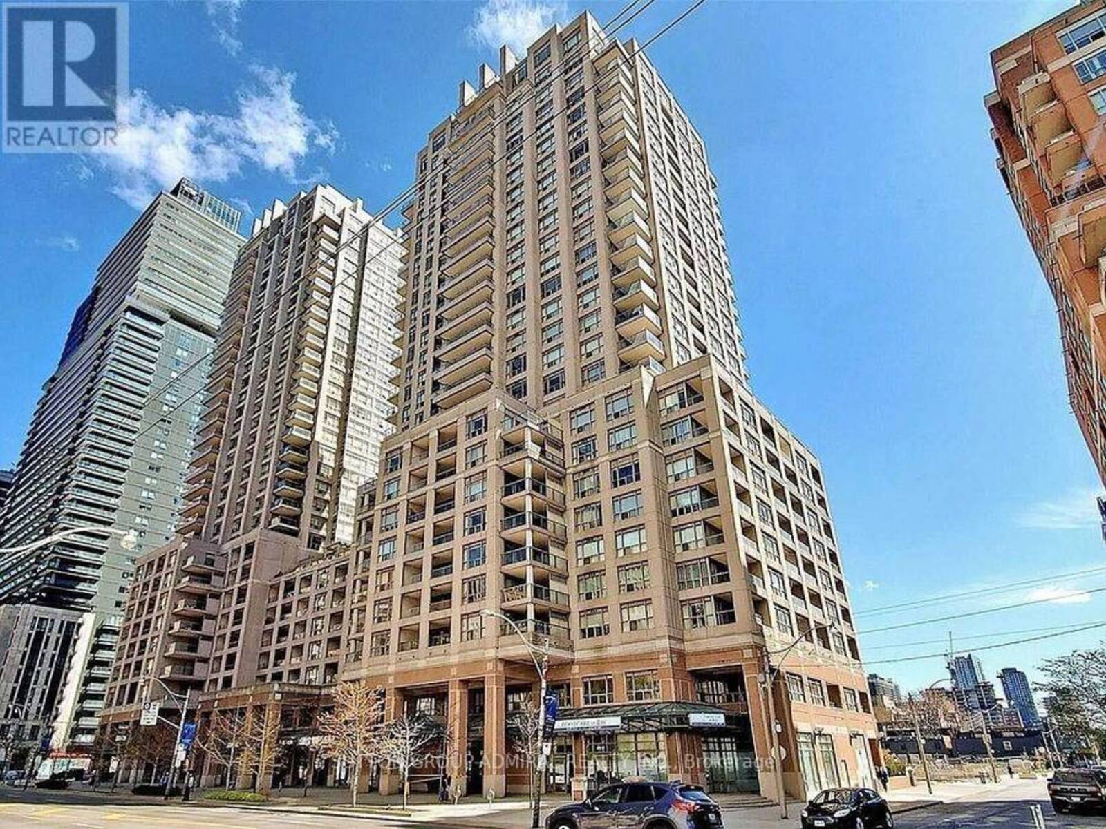 905 - 909 BAY STREET, Toronto, Ontario M5S 3G2