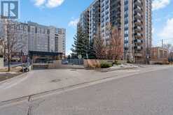 615 - 520 STEELES AVENUE W | Vaughan Ontario | Slide Image One