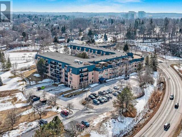 221 - 155 MAIN STREET N Newmarket Ontario, L3Y 8C2 - 2 Bedrooms Condo For Sale