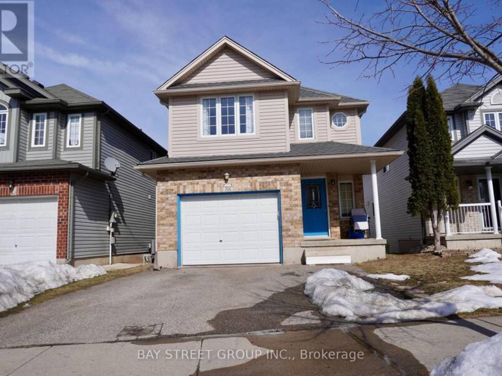 702 WILD GINGER AVENUE, Waterloo, Ontario N2V 2T6