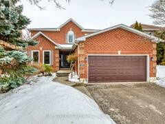 1122 LAMBTON DRIVE Oakville Ontario, L6J 7P3