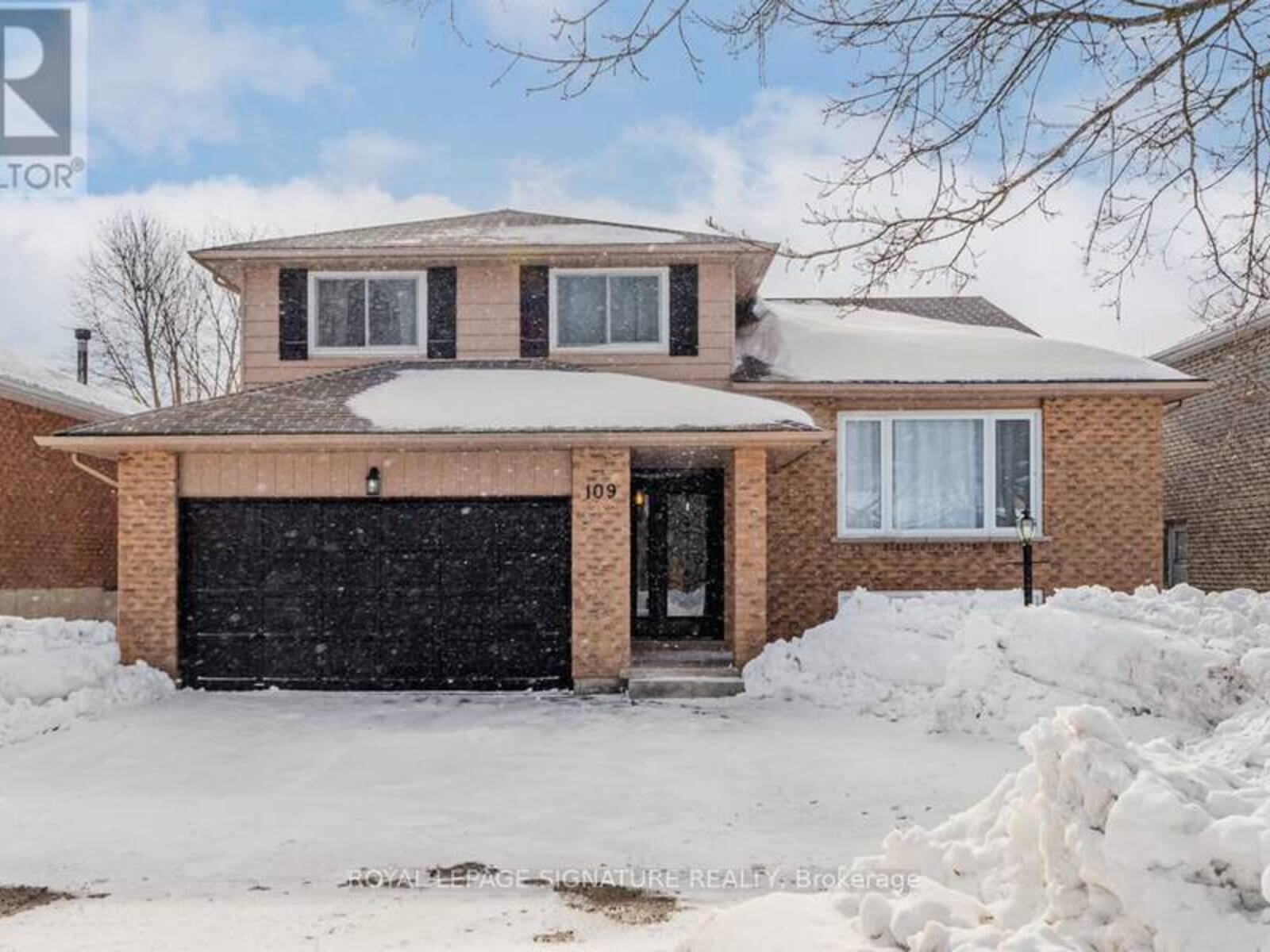 109 IMPERIAL CRESCENT, Bradford West Gwillimbury, Ontario L3Z 2N6