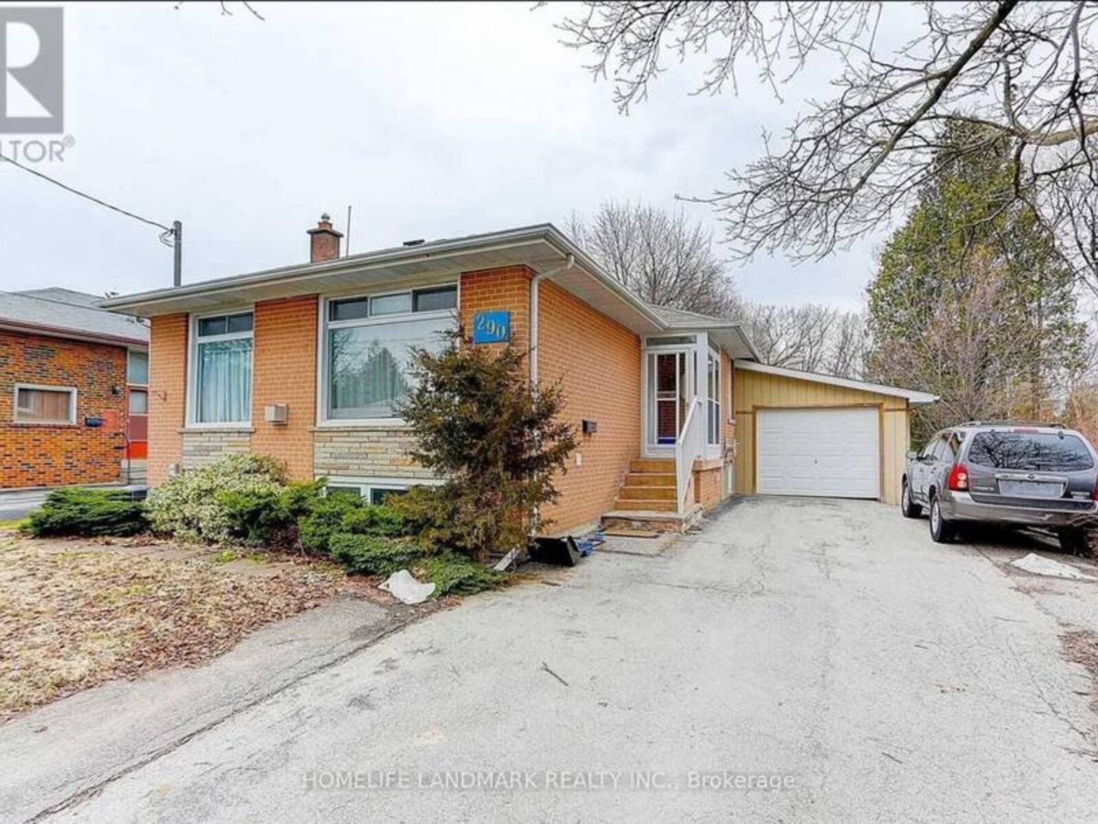 290 ELMWOOD AVENUE, Richmond Hill, Ontario L4C 1L6