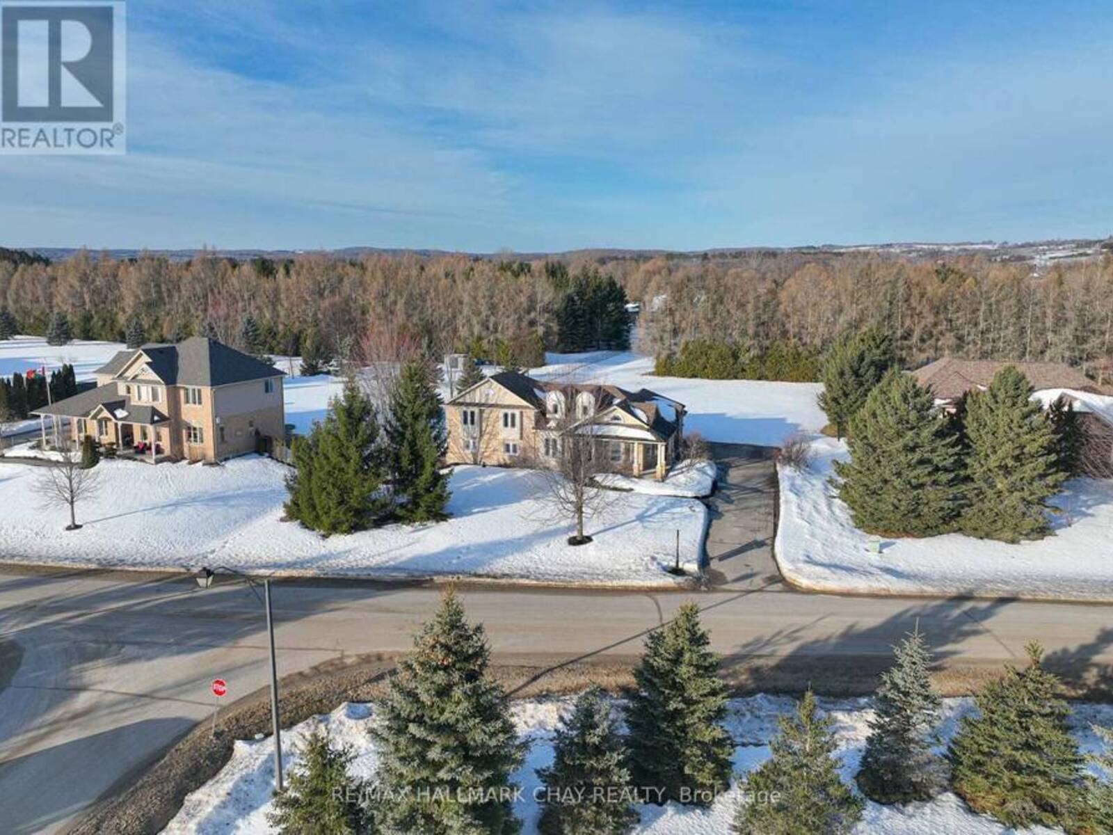 8 THOMSON TRAIL, Mulmur, Ontario L9V 3J1