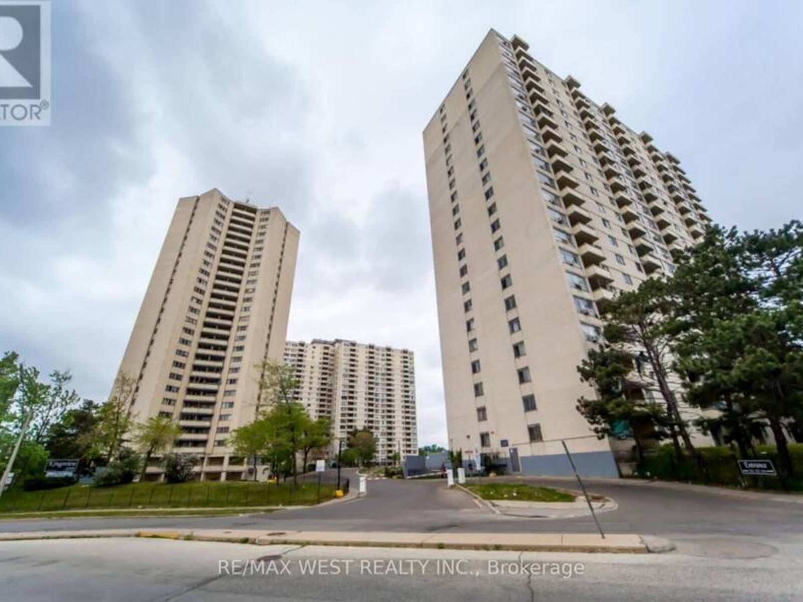 1108 - 330 DIXON ROAD, Toronto, Ontario M9R 1S9