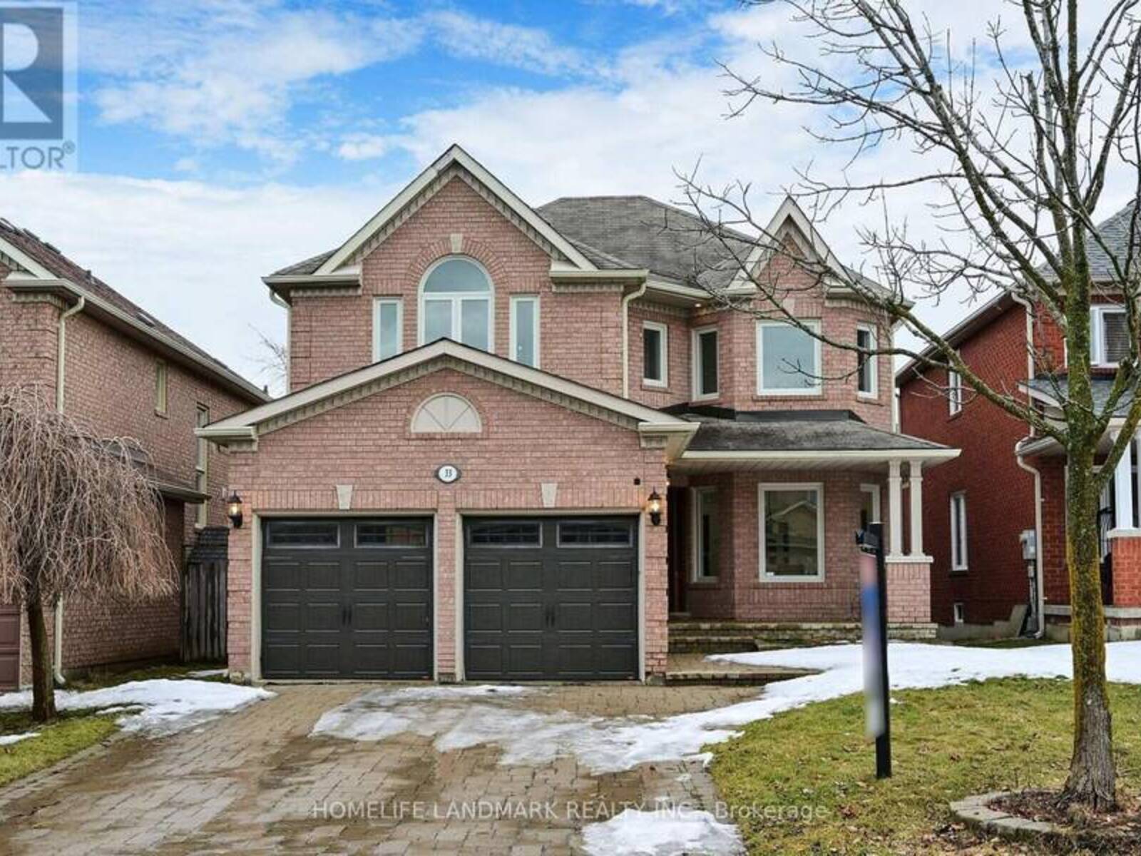 33 PALOMINO DRIVE, Richmond Hill, Ontario L4C 0P8