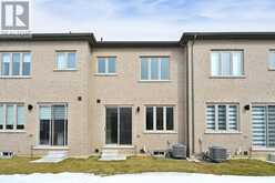 17 SCHMELTZER CRESCENT | Richmond Hill Ontario | Slide Image Nineteen