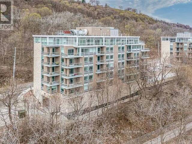 302 - 479 CHARLTON AVENUE E Hamilton Ontario, L8N 0B4 - 1 Bedroom Condo For Sale