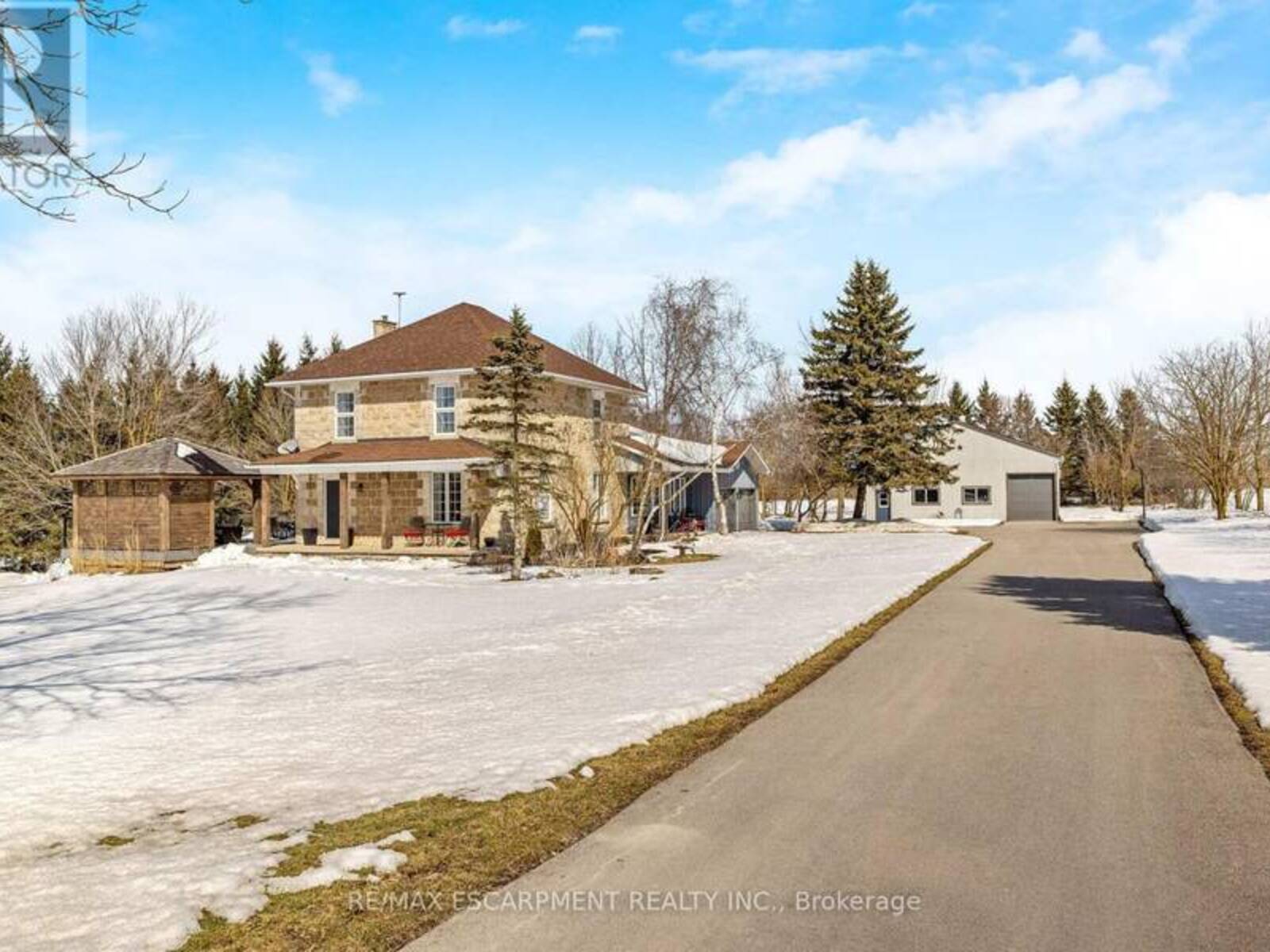 6827 SECOND LINE, Fergus, Ontario N1M 2W4