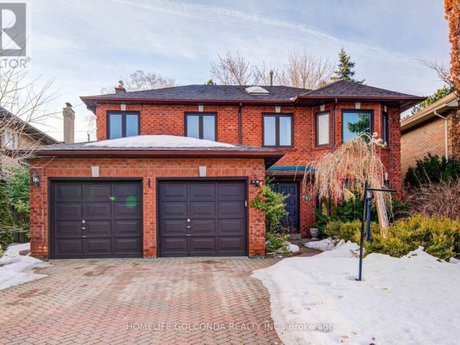 47 SOMERSET CRESCENT, Richmond Hill, Ontario L4C 8N5