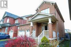 30 MANSARD DRIVE | Richmond Hill Ontario | Slide Image Three