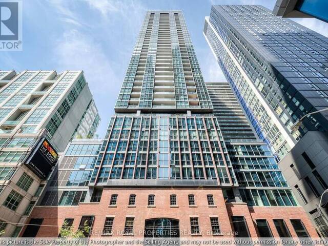 3507 - 88 BLUE JAYS WAY Toronto Ontario, M5V 2G3 - 2 Bedrooms Condo For Sale