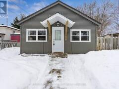 11 FRASER STREET Angus Ontario, L0M 1B0